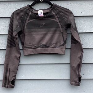 Gymshark Black & Gray Long Sleeve Crop Top Small